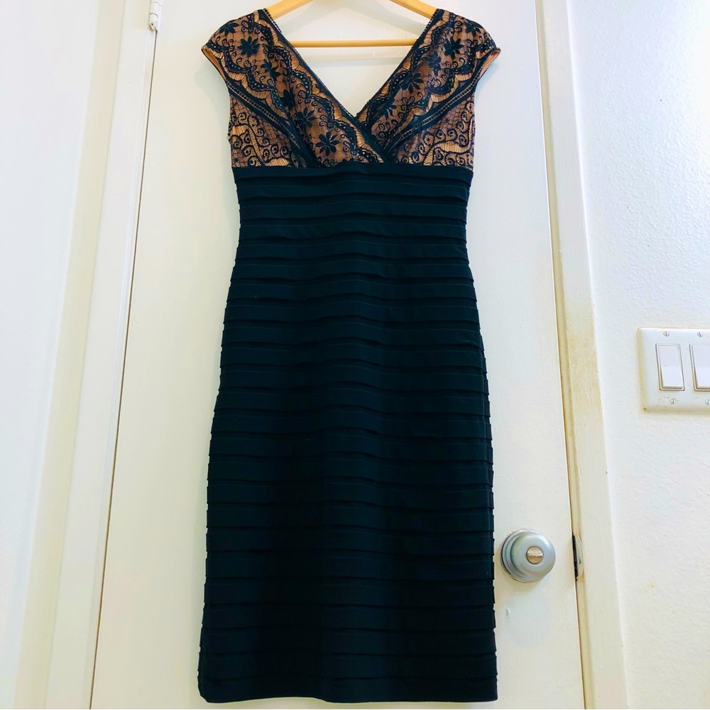 Adrianna Papell Layered Lacey Midi Cocktail Dress. 1/2 Zip Nude/Black Size 4.